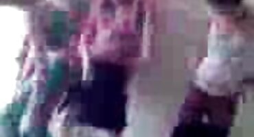 sex mom viet nam Mulatto phim sex18+ cưỡi gà của bạn bè và đi tiểu.